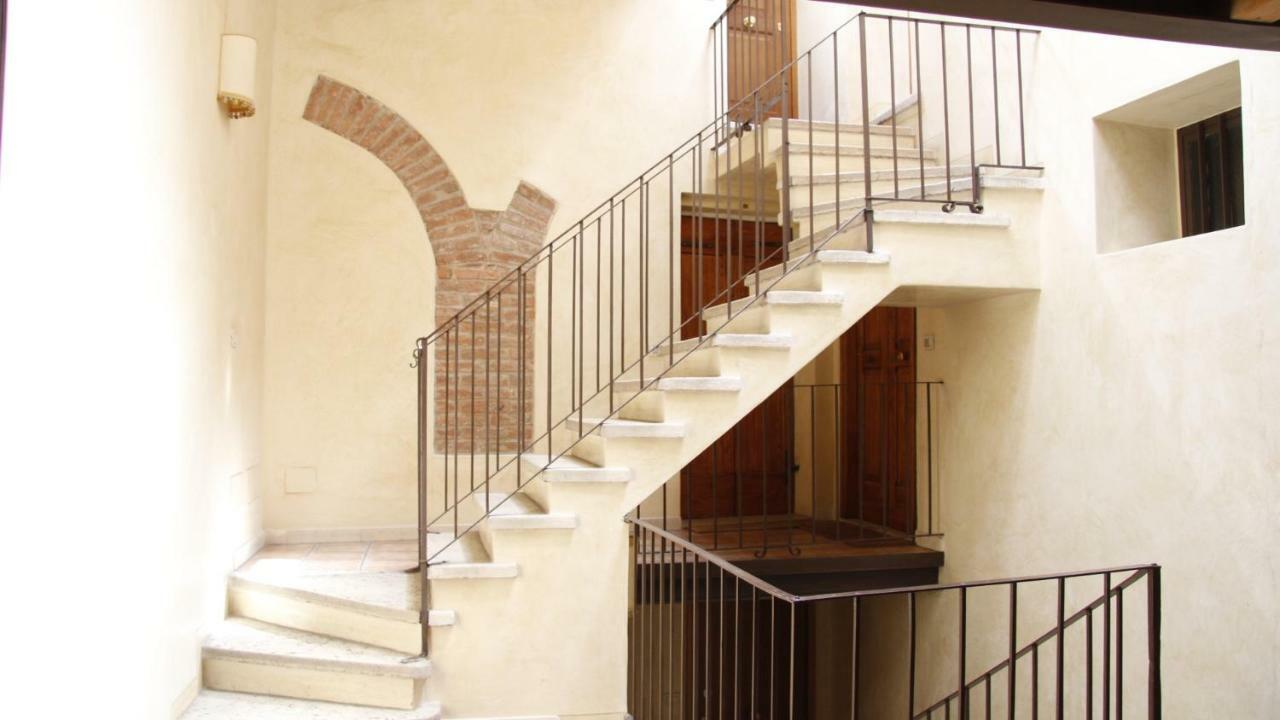 Comecasatua - Il Vicoletto Verona Exteriér fotografie